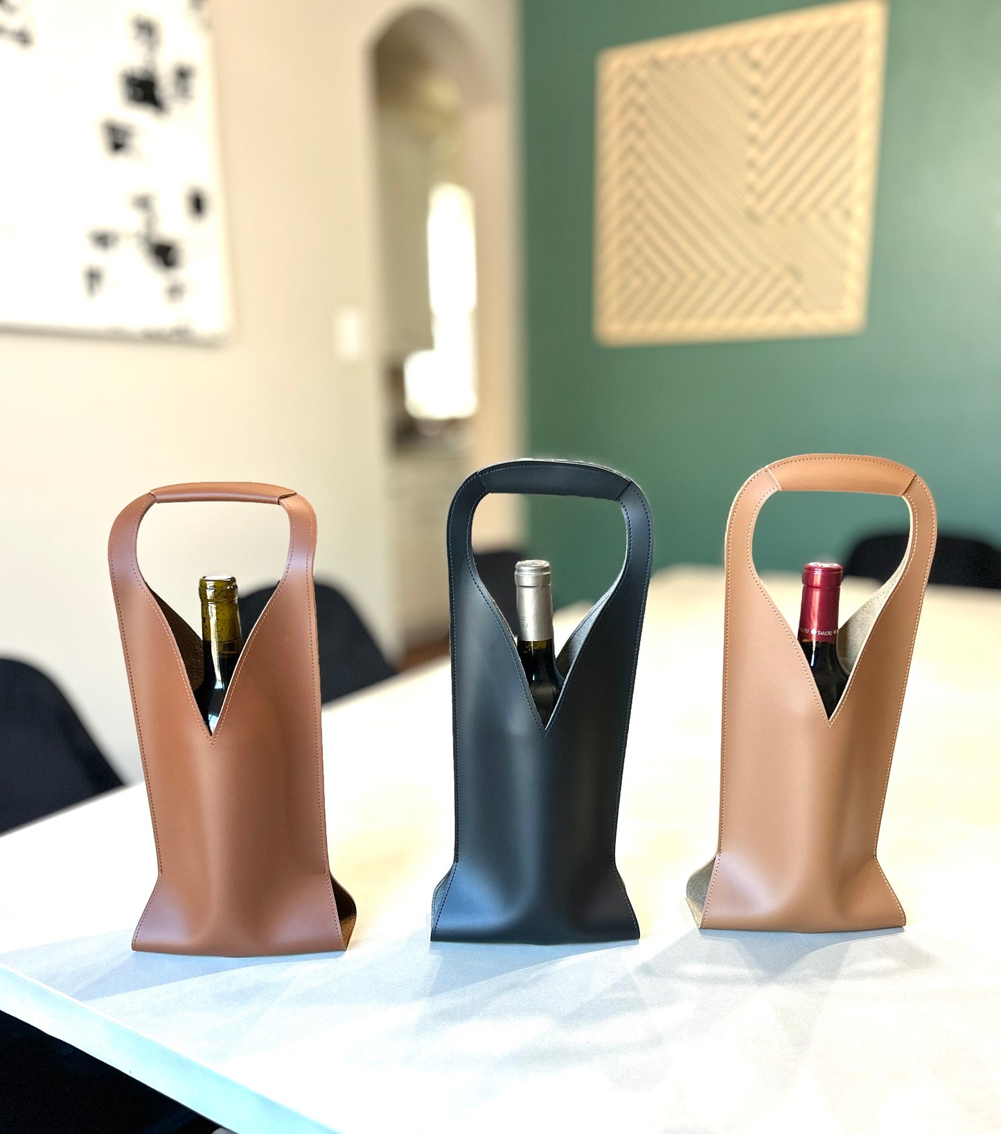 Luxe Leather Wine Tote- Black