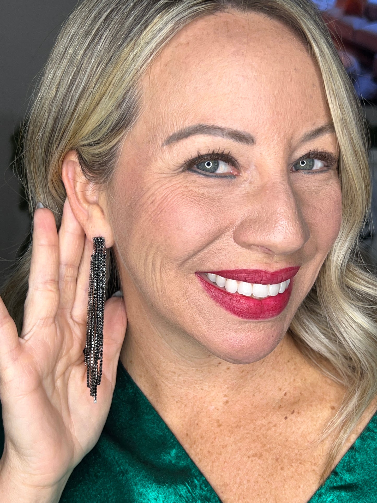 Sparkle Earring-Black