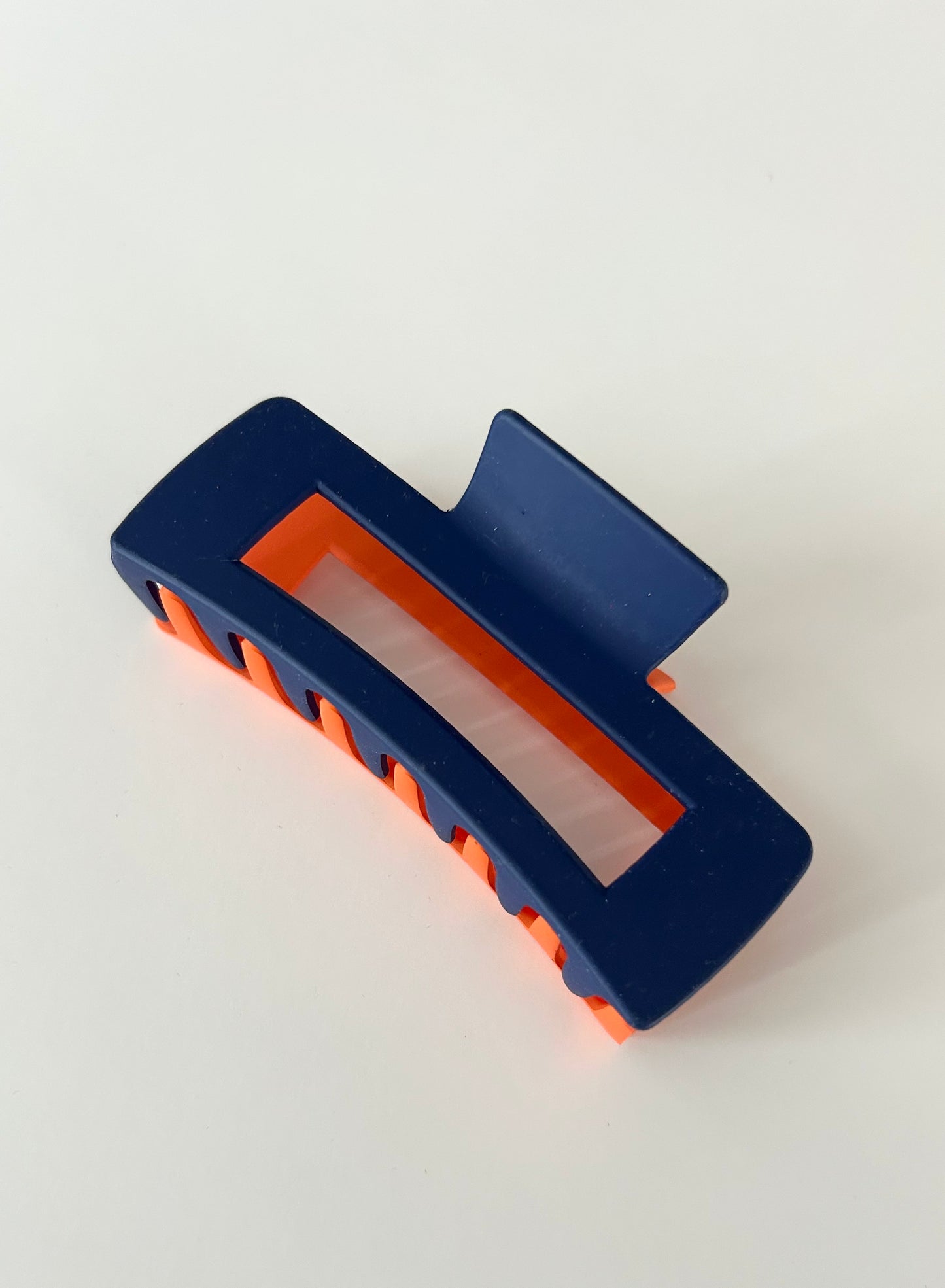Navy & Orange Clip