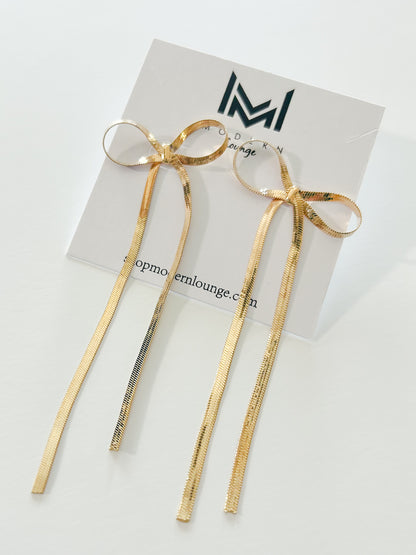 Chic Gold Bow Earrings