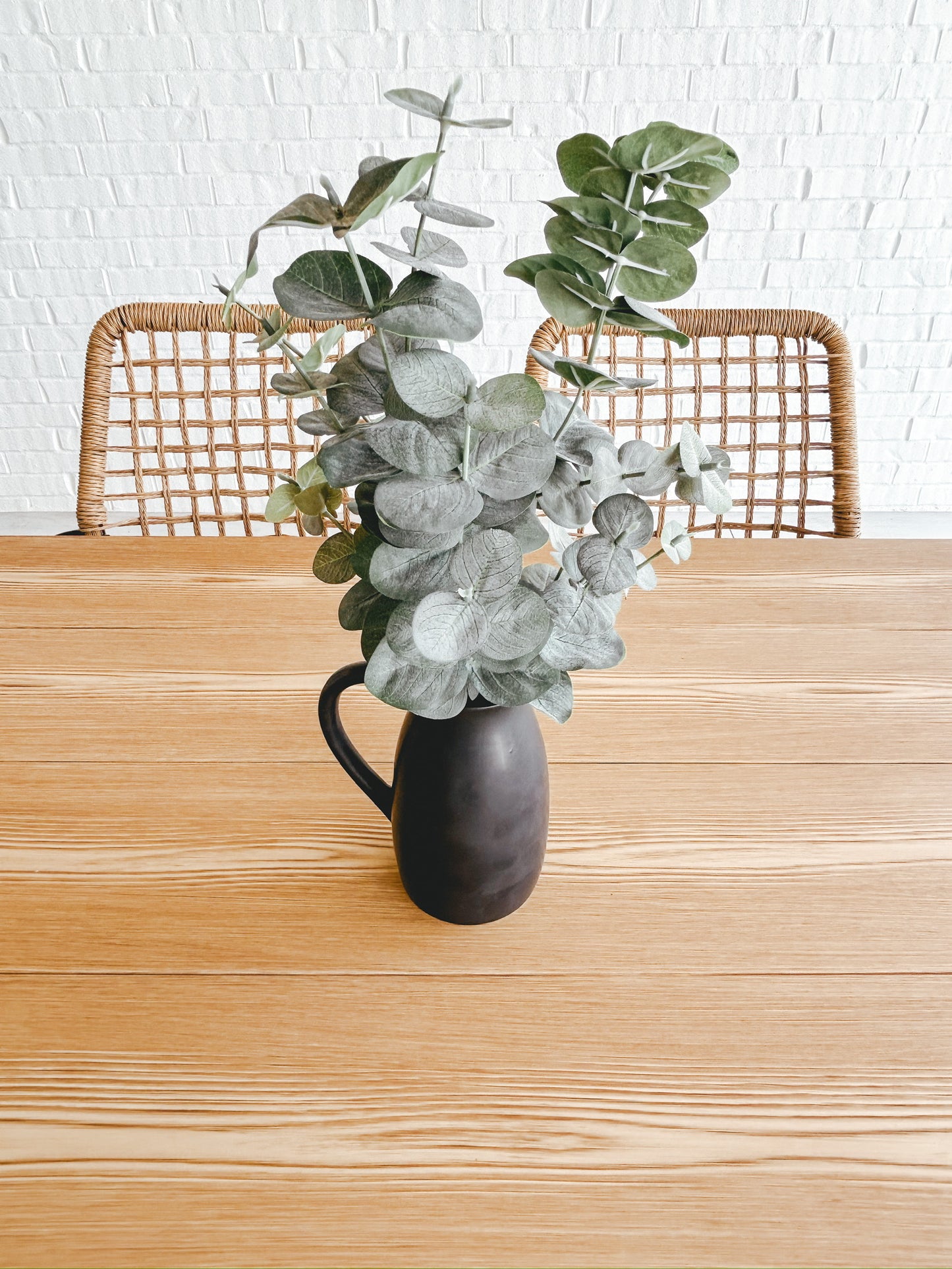 Cottage Pitcher - Black