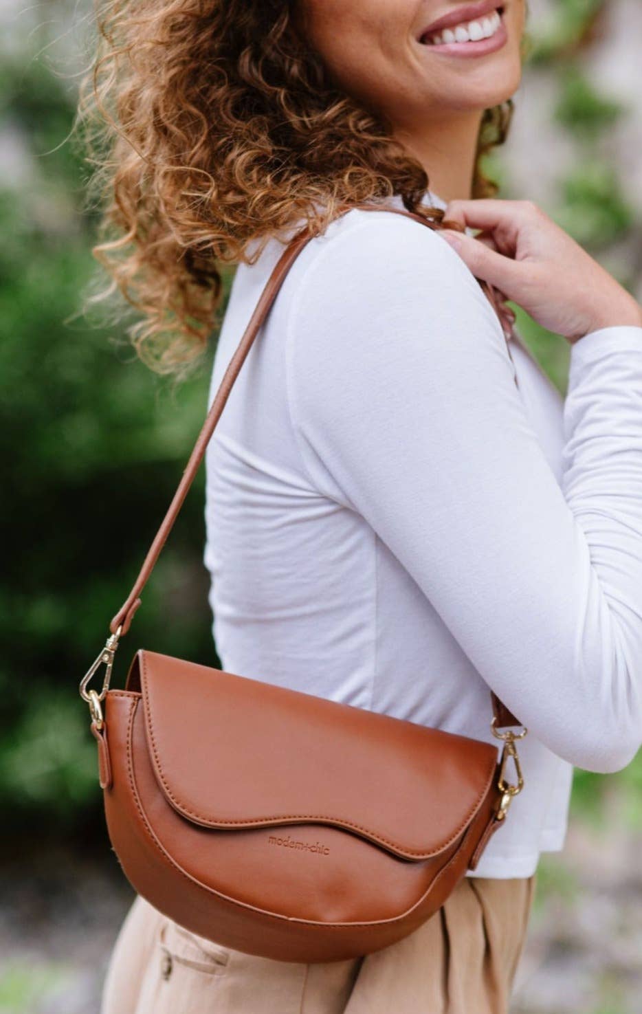 Sloane Bag: Camel